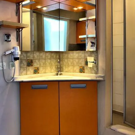 فندق Golden Gate كوشاداسيه