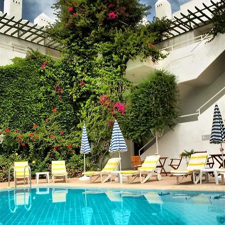 Hotel Golden Gate 2*