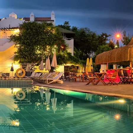 Hotel Golden Gate 2*