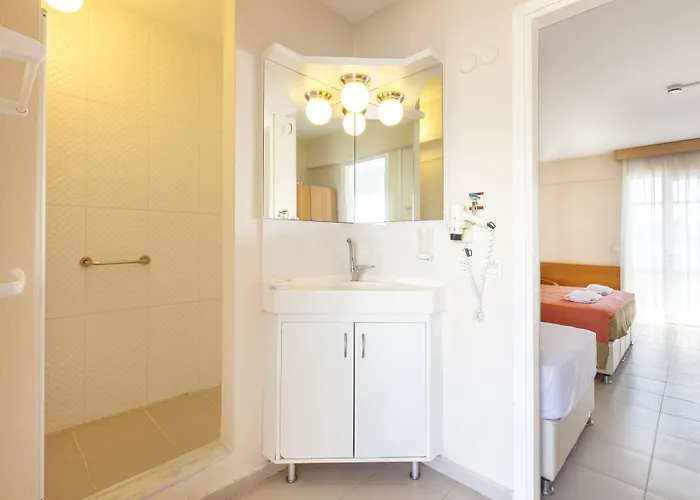 Hotell Golden Gate 3*