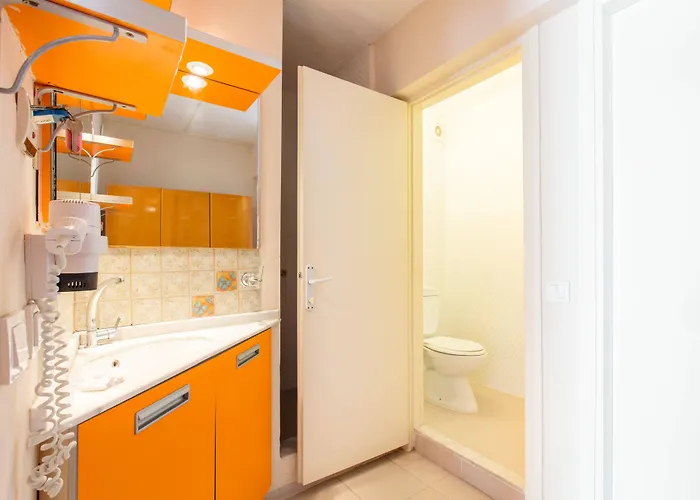 Hotell Golden Gate 3*