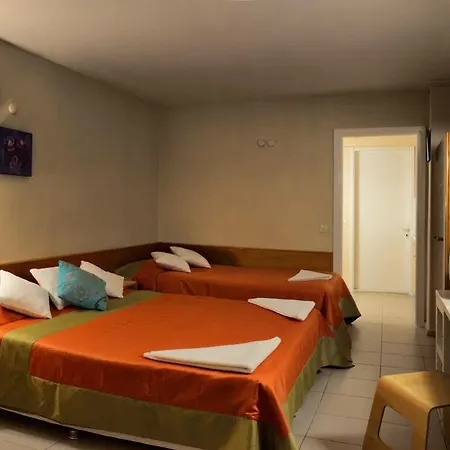 Golden Gate 3* 库萨达斯